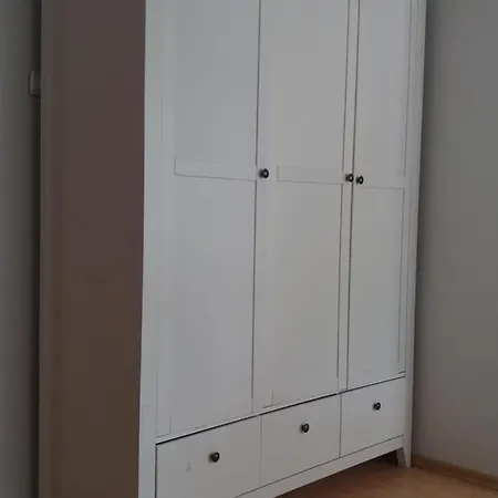 Bialy Przy Plazy Rum i privatbostad Miedzyzdroje