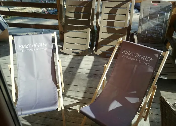 ホームステイ Bialy Przy Plazy ミエンジズドロイェ