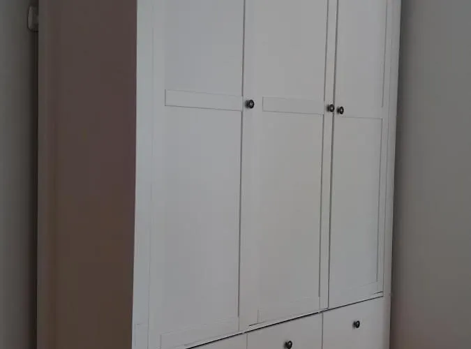 Bialy Przy Plazy ホームステイ ミエンジズドロイェ